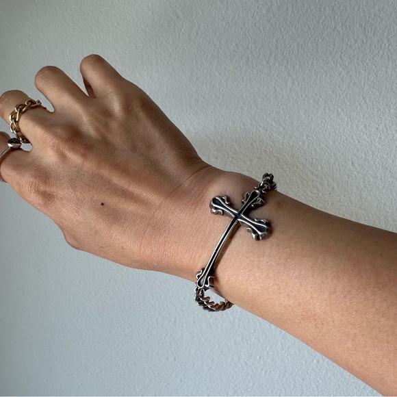 Rocking Ag // Sterling Silver Cross bracelet for woman - Picture 2 of 16